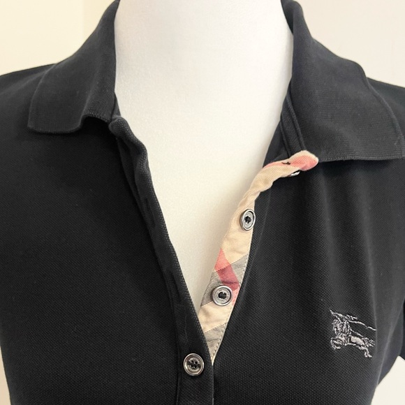 Classic Burberry polo! - Picture 4 of 12